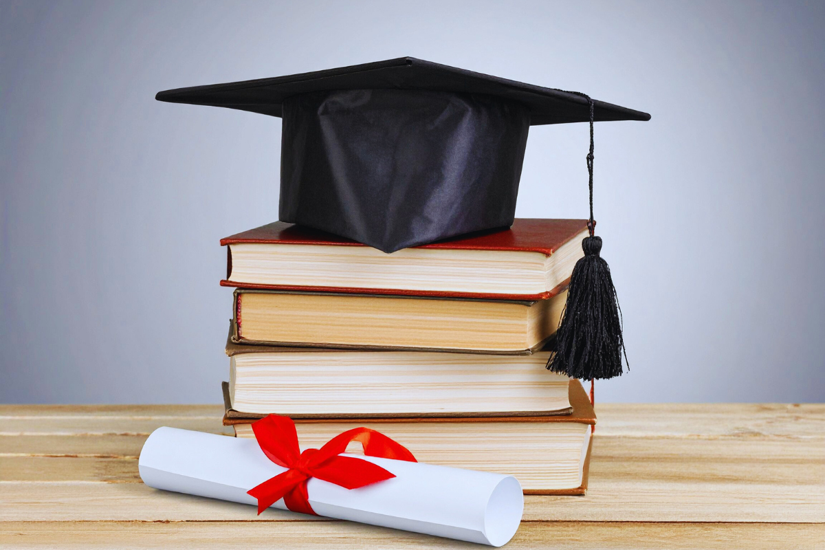 Top Online College Degrees That Pay Off in 2025