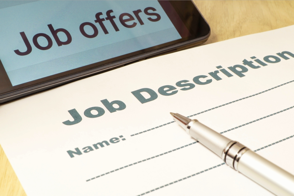 10 Easy Online Jobs That Pay $1,000–$1,500/Month in 2026
